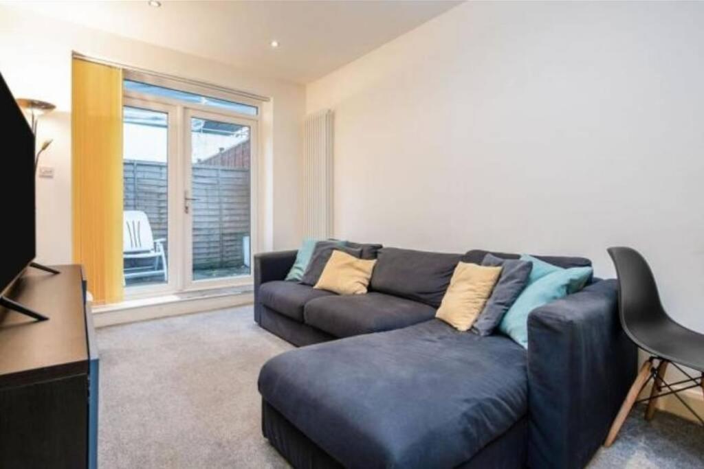 Contemporary 3 Bed Apartment In Hendon Central. Luaran gambar